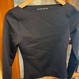 long sleeve scuba texture Abercrombie & Fitch top size S